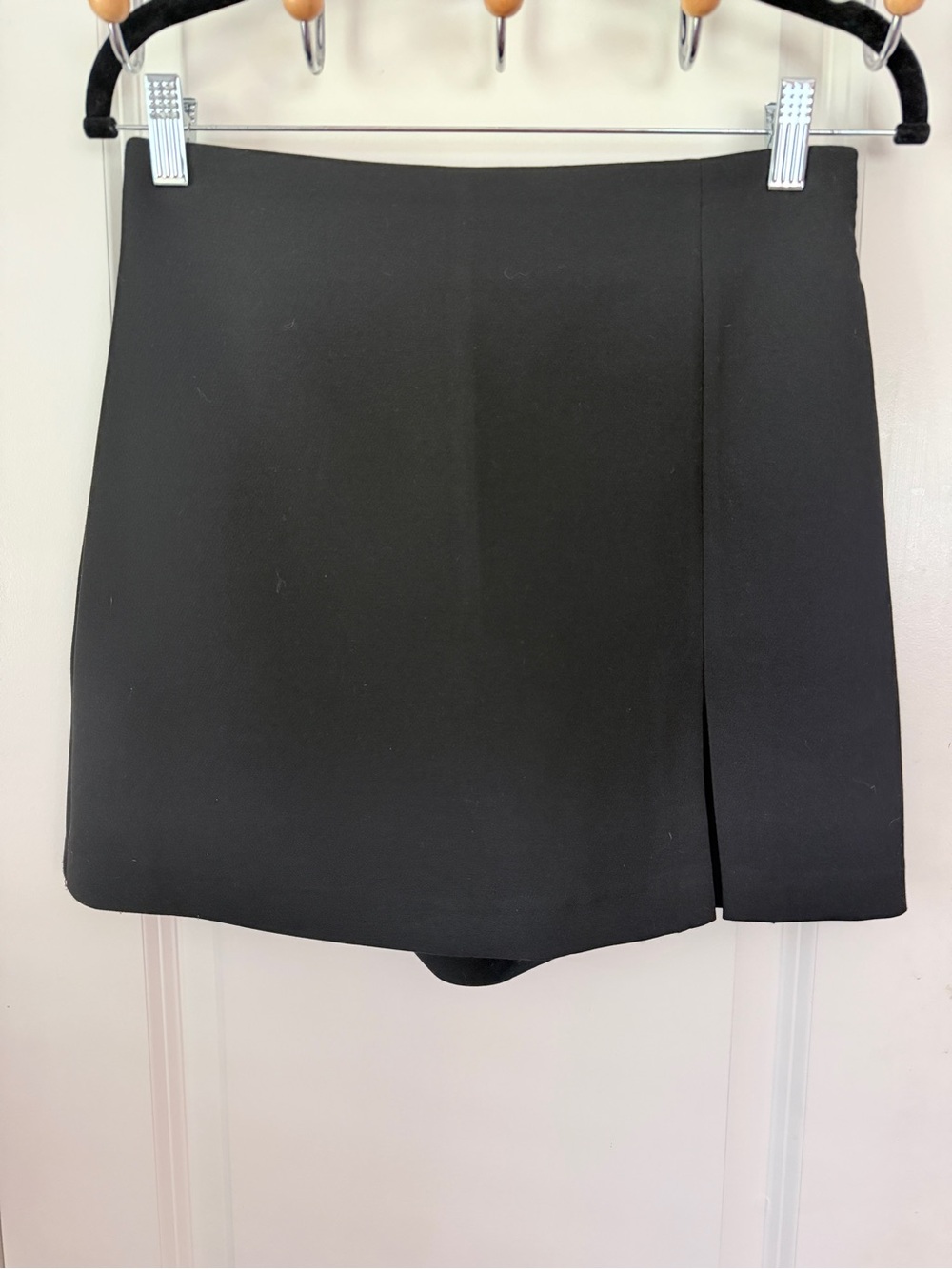 Zara Black Women's Skort with Slit and Side Zipper